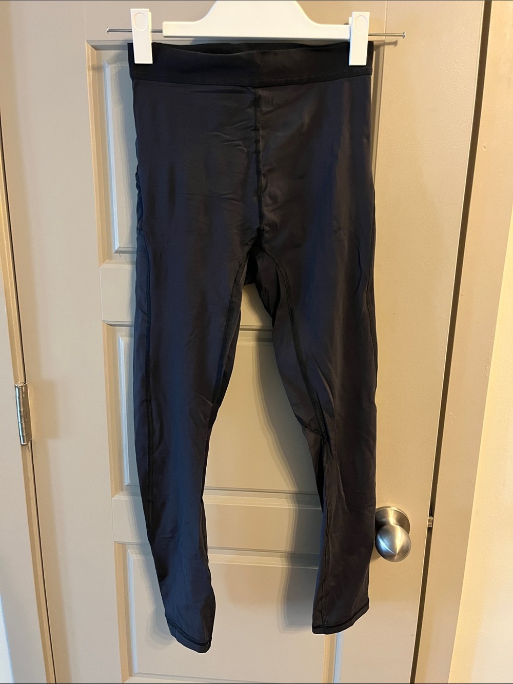 Lululemon Men's Black Performance Pants - Lightweight Stretch